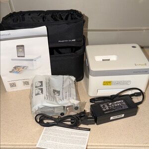 New VuPoint Photo Cube Compact Dye-Sub Photo Printer w/ Case
